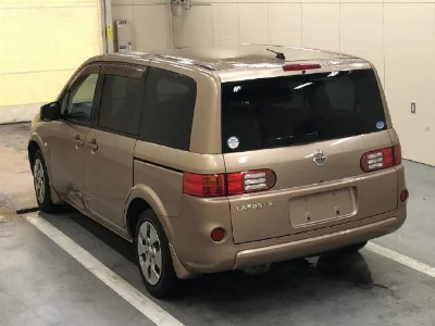 NISSAN LAFESTA