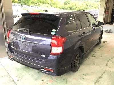 TOYOTA COROLLA FIELDER