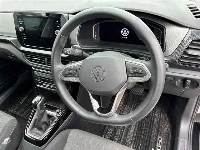 Цена авто Volkswagen T-Cross с аукционов Японии, номер кузова C1DKR, пробег 6 000, оценка 8