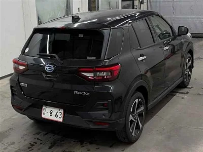 DAIHATSU ROCKY
