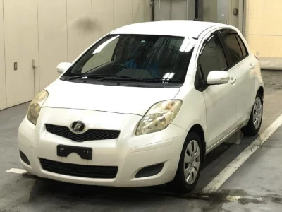 TOYOTA VITZ