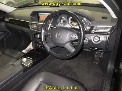 MERCEDES BENZ E CLASS