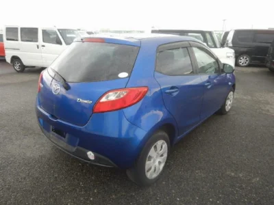 MAZDA DEMIO