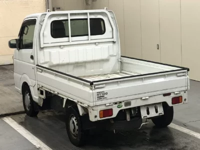 NISSAN CLIPPER TRUCK