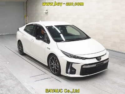 TOYOTA PRIUS PHV