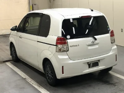 TOYOTA SPADE