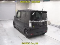 Цена авто Honda N-Box с аукционов Японии, номер кузова JF1, пробег 60 000, оценка 8