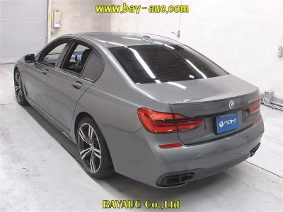 BMW 7 SERIES
