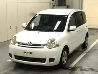 Цена авто Toyota Sienta с аукционов Японии, номер кузова NCP81G, пробег 32 000, оценка 8