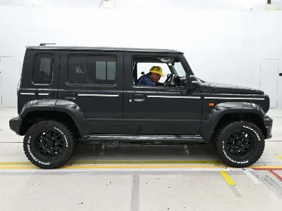 SUZUKI JIMNY NOMADE