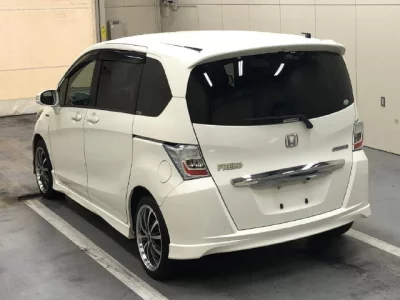HONDA FREED