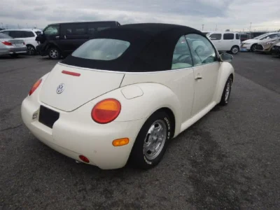 VOLKSWAGEN BEETLE