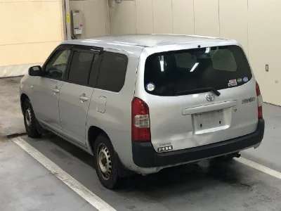 TOYOTA SUCCEED