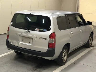 TOYOTA SUCCEED