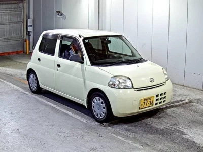 DAIHATSU ESSE