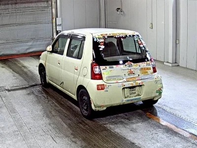 DAIHATSU ESSE