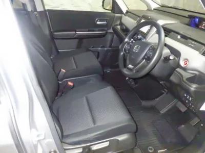 HONDA FREED+