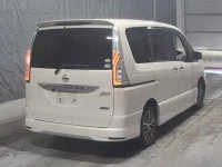 Цена авто Nissan Serena с аукционов Японии, номер кузова HFC26, пробег 129 000, оценка 6
