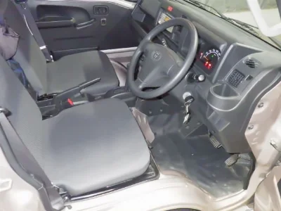 TOYOTA PIXIS TRUCK