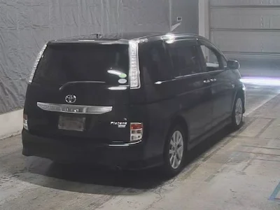 TOYOTA ISIS