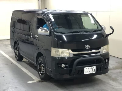 TOYOTA REGIUS ACE VAN