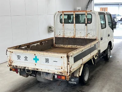 TOYOTA DYNA
