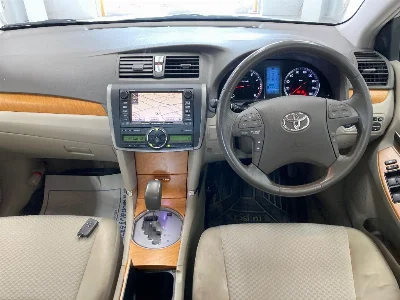 TOYOTA PREMIO