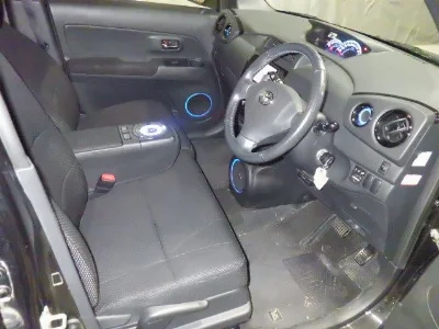TOYOTA BB