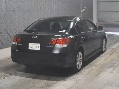 SUBARU LEGACY B4