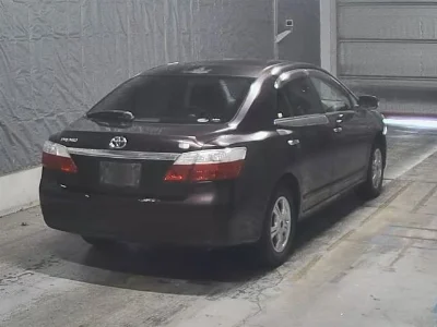 TOYOTA PREMIO
