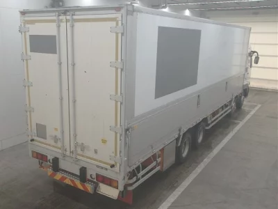 MITSUBISHI FUSO