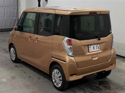 NISSAN DAYZ ROOX