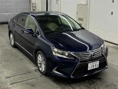LEXUS HS