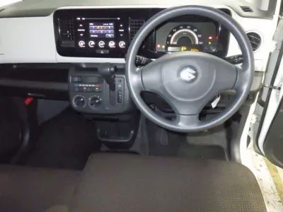 SUZUKI MRWAGON