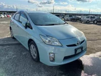 Цена авто Toyota Prius с аукционов Японии, номер кузова ZVW30, пробег 151 000, оценка 2