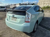 Цена авто Toyota Prius с аукционов Японии, номер кузова ZVW30, пробег 151 000, оценка 2