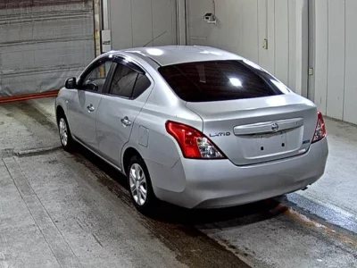 NISSAN TIIDA LATIO