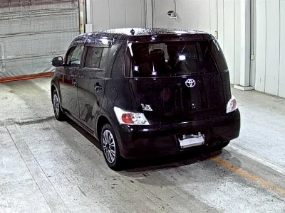 TOYOTA BB