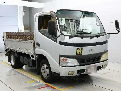 TOYOTA DYNA