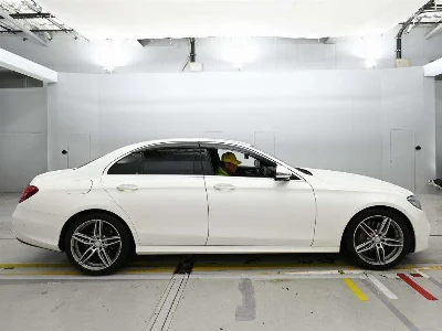 MERCEDES BENZ E CLASS
