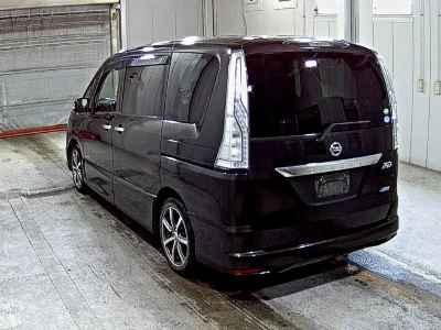 NISSAN SERENA