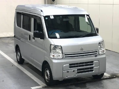 NISSAN CLIPPER VAN