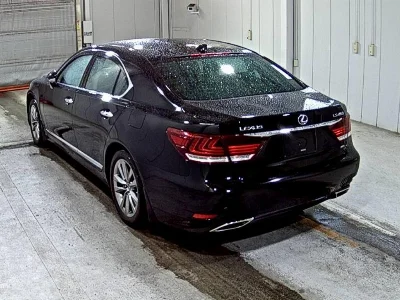 LEXUS LS