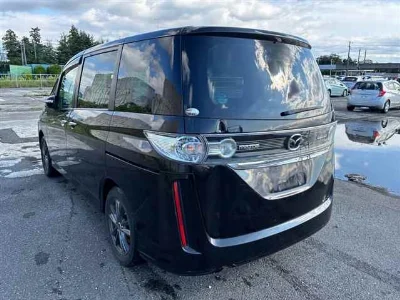 Mazda BIANTE