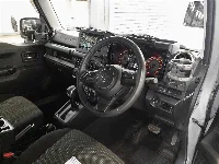 Цена авто Suzuki Jimny Sierra с аукционов Японии, номер кузова JB74W, пробег 21 000, оценка 3