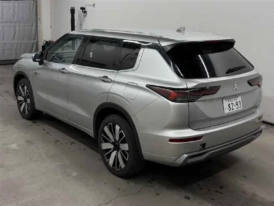 MITSUBISHI OUTLANDER PHEV