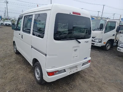 DAIHATSU HIJET VAN