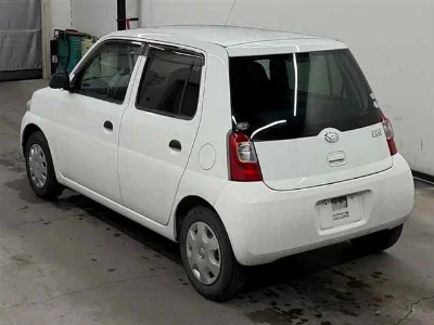 DAIHATSU ESSE