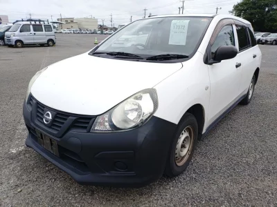 Nissan AD