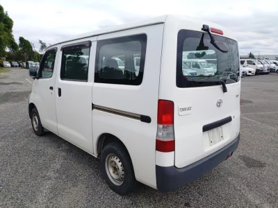 TOYOTA TOWN ACE VAN